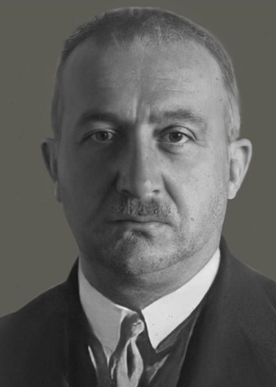 Memduh Şevket Esendal